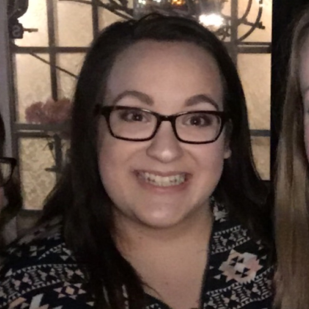 Meet your Posher, Becka